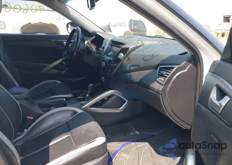 2014 Hyundai Veloster Turbo W/Black z USA, uszkodzony, nr VIN KMHTC6AE2EU184550